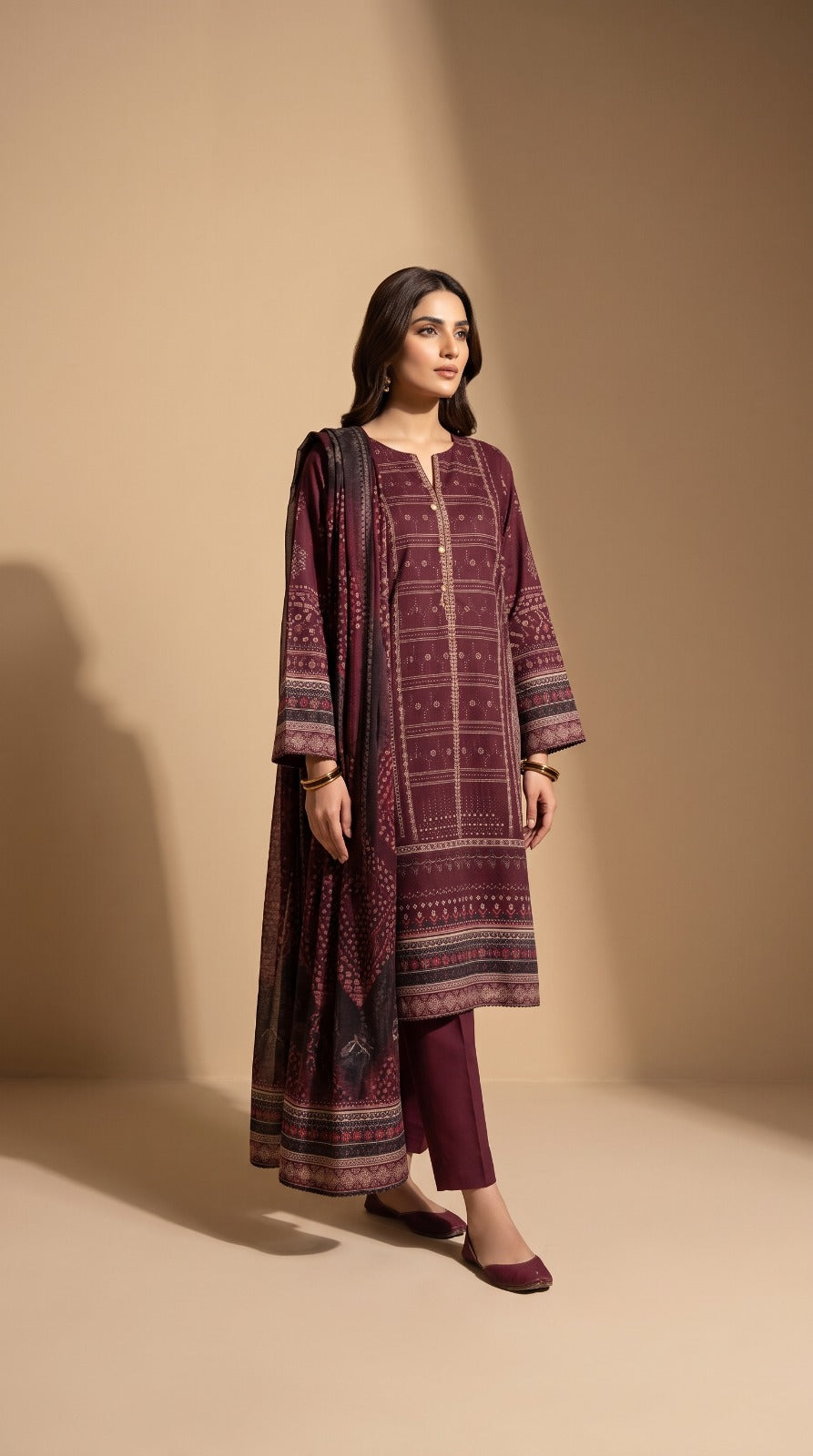 3 Piece Unstitched Printed Lawn Suit – Premium Summer Collection